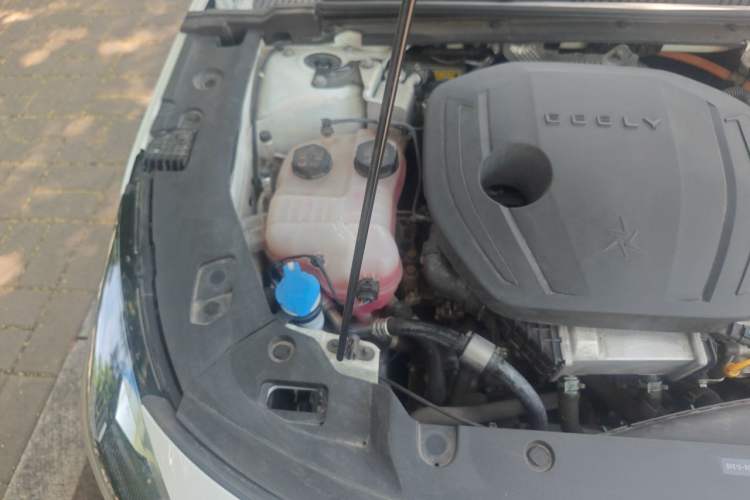 Used Geely Galaxy L6 2023 125km MAX Engine Bay Right