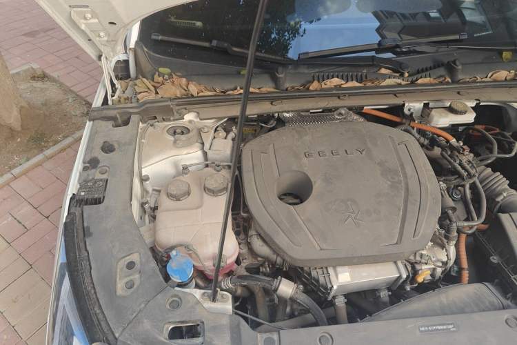 Used Geely Galaxy L6 2023 125km MAX Engine Bay Right
