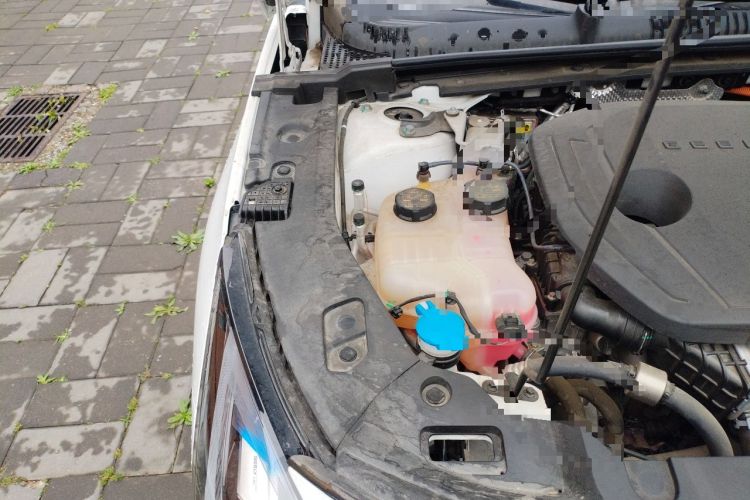 Used Geely Galaxy L6 2023 60km PLUS Engine Bay Right