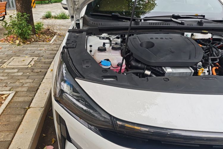 Used Geely Galaxy L6 2023 60km PLUS Engine Bay Right