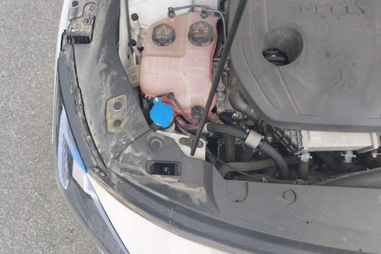 Used Geely Galaxy L6 2023 60km PLUS Engine Bay Right