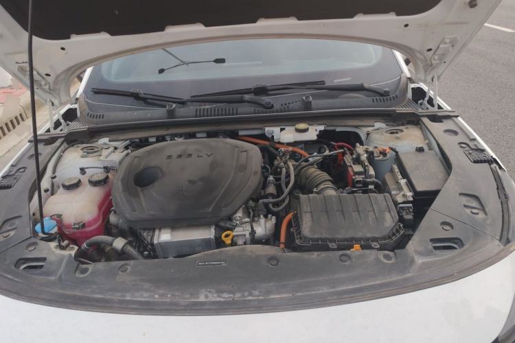 Used Geely Galaxy L6 2023 125km Starship Engine Bay
