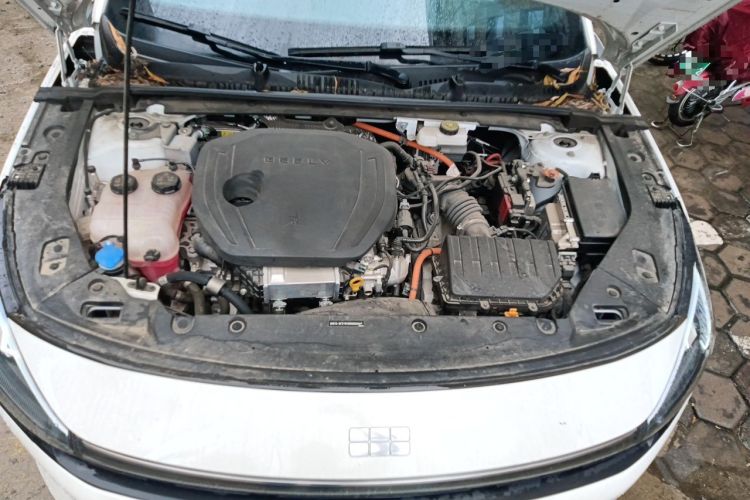 Used Geely Galaxy L6 2023 60km PLUS Engine Bay