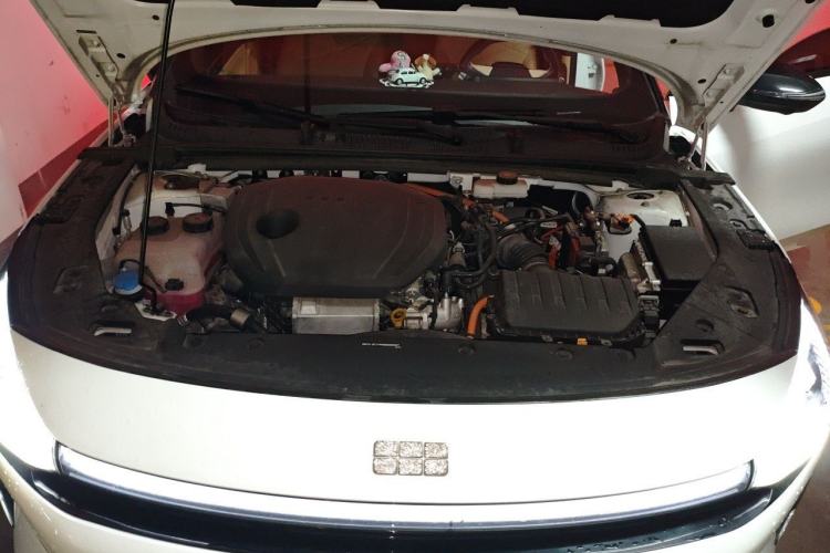 Used Geely Galaxy L6 2023 125km MAX Engine Bay