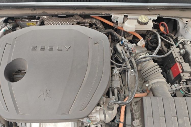 Used Geely Galaxy L6 2023 125km Starship Engine Bay