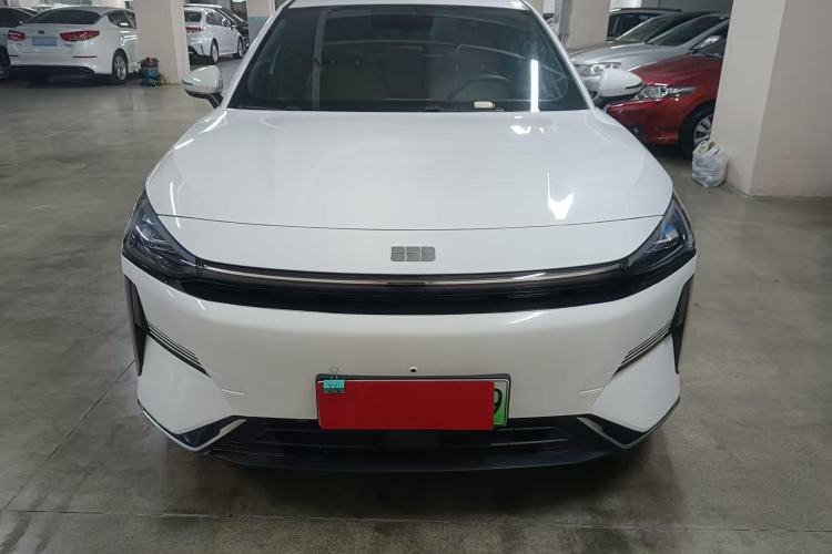 Used Geely Galaxy L6 2023 125km PLUS Exterior 1