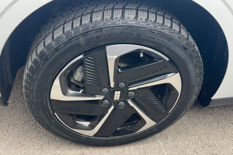 Used Geely Galaxy L6 2023 60km PLUS Exterior 10