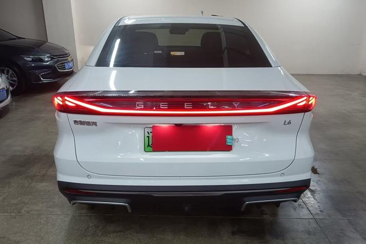 Used Geely Galaxy L6 2023 125km PLUS Exterior 4