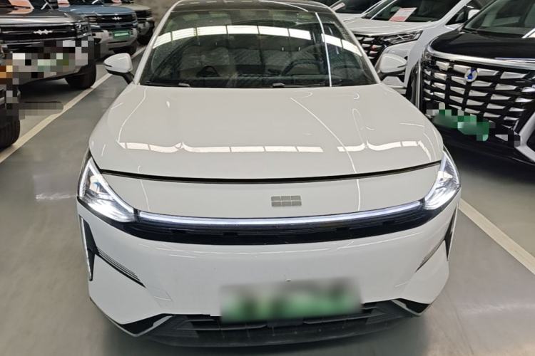Used Geely Galaxy L6 2023 125km MAX Front