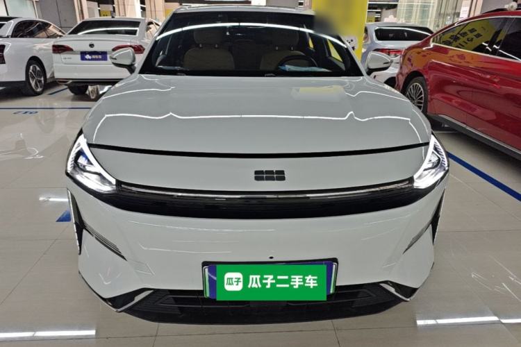 Used Geely Galaxy L6 2023 125km PLUS Front
