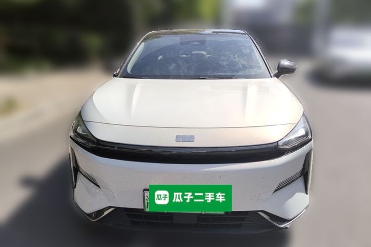 Used Geely Galaxy L6 2023 125km Starship Front