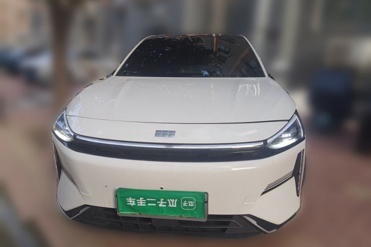 Used Geely Galaxy L6 2023 125km MAX Front