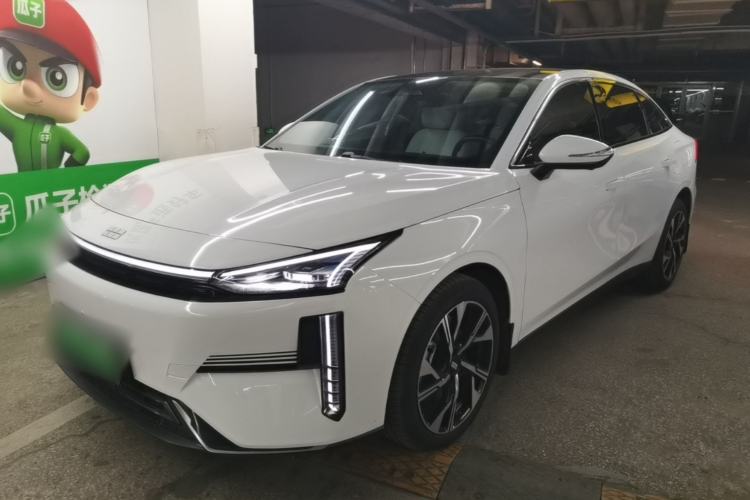 Geely Galaxy L6 2023 125km Starship