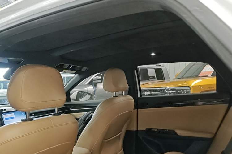 Used Geely Galaxy L6 2023 125km MAX Headliner