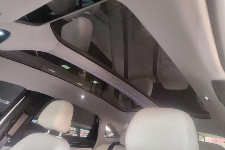 Used Geely Galaxy L6 2023 125km Starship Headliner