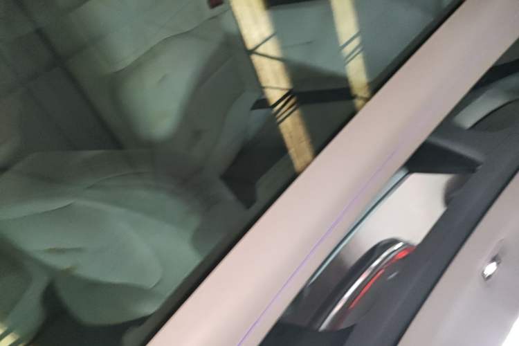 Used Geely Galaxy L6 2023 125km Starship Headliner