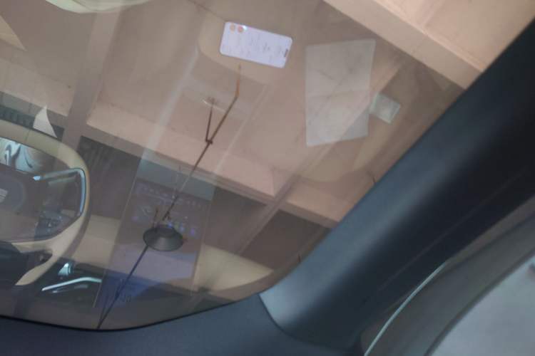 Used Geely Galaxy L6 2023 125km MAX Headliner