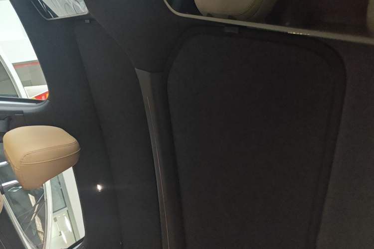 Used Geely Galaxy L6 2023 125km Starship Headliner
