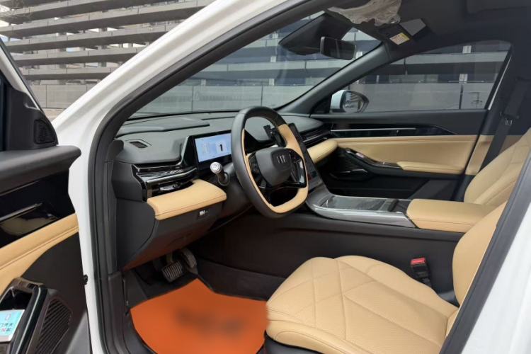 Used Geely Galaxy L6 2023 60km PLUS Interior 5