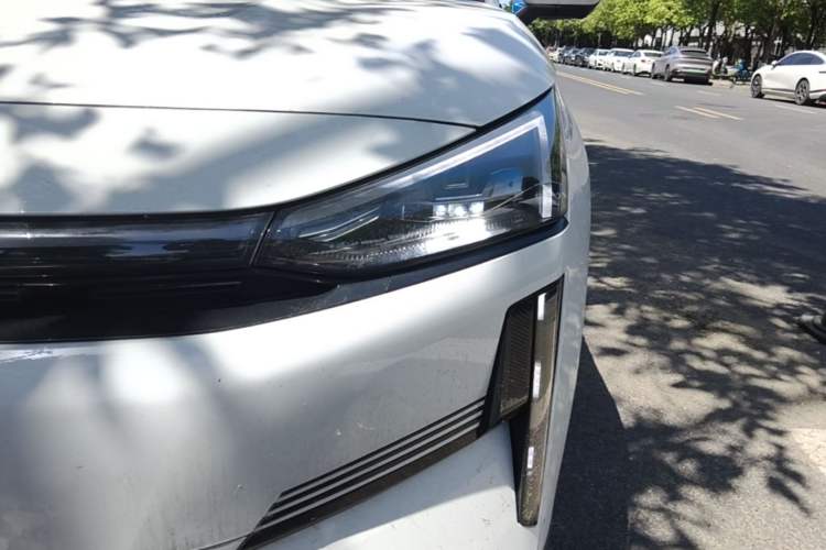 Used Geely Galaxy L6 2023 125km MAX Left Front Headlight