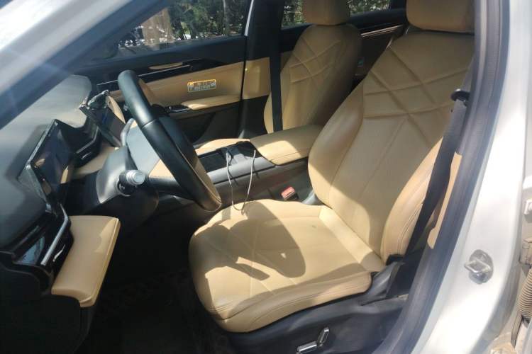 Used Geely Galaxy L6 2023 125km PLUS Left Front Seat