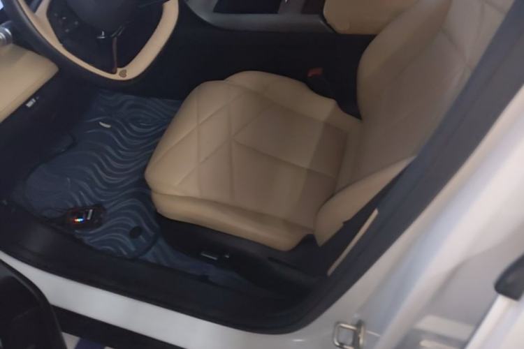 Used Geely Galaxy L6 2023 125km MAX Left Front Seat