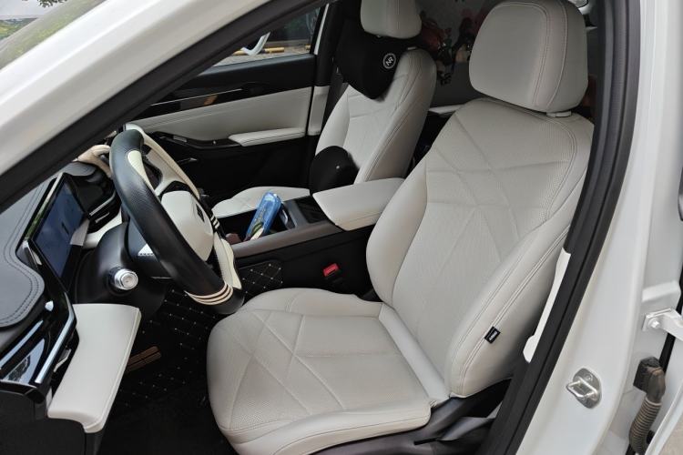 Used Geely Galaxy L6 2023 125km MAX Left Front Seat