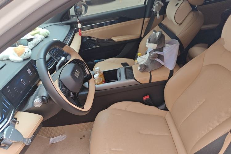 Used Geely Galaxy L6 2023 125km Starship Left Front Seat