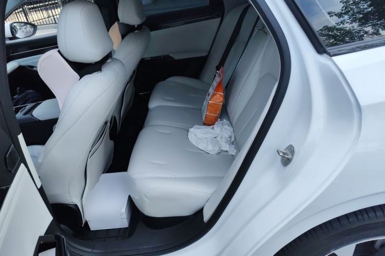 Used Geely Galaxy L6 2023 125km Starship Left Rear Seat