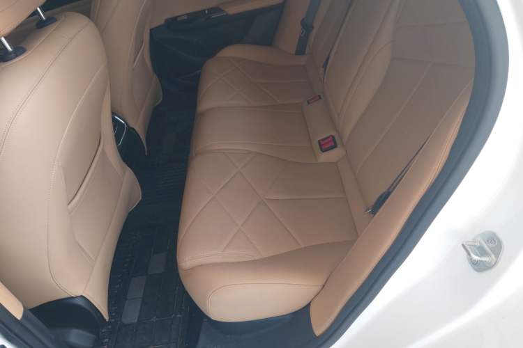 Used Geely Galaxy L6 2023 125km MAX Left Rear Seat