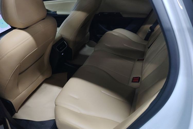 Used Geely Galaxy L6 2023 125km Starship Left Rear Seat