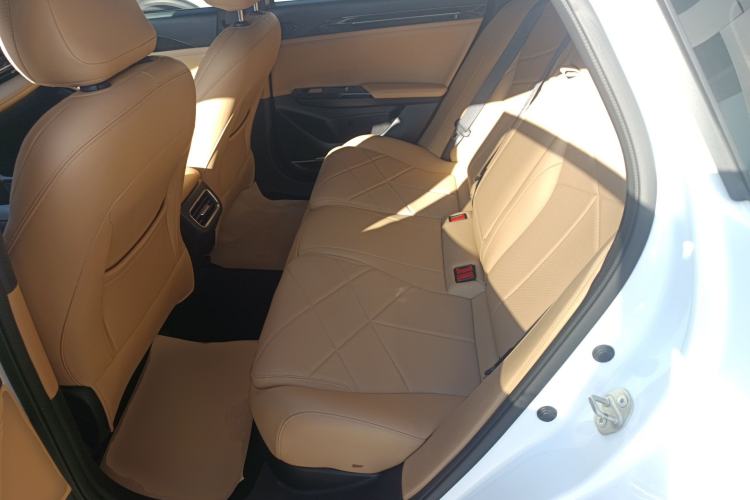 Used Geely Galaxy L6 2023 125km MAX Left Rear Seat