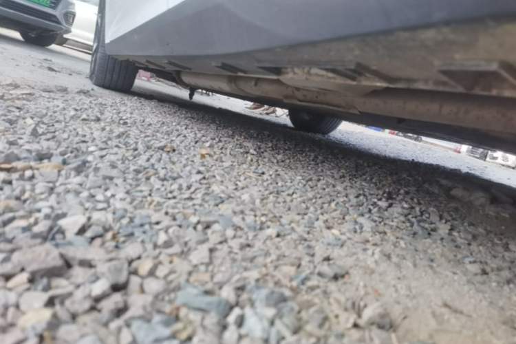 Used Geely Galaxy L6 2023 60km PLUS Left Side Sill