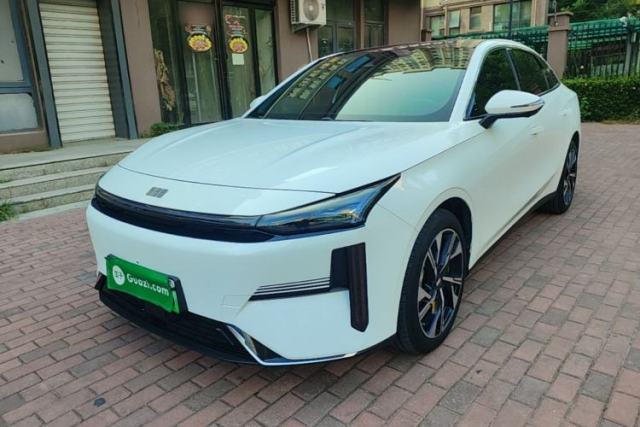 Geely Galaxy L6 2023 125km Starship usado