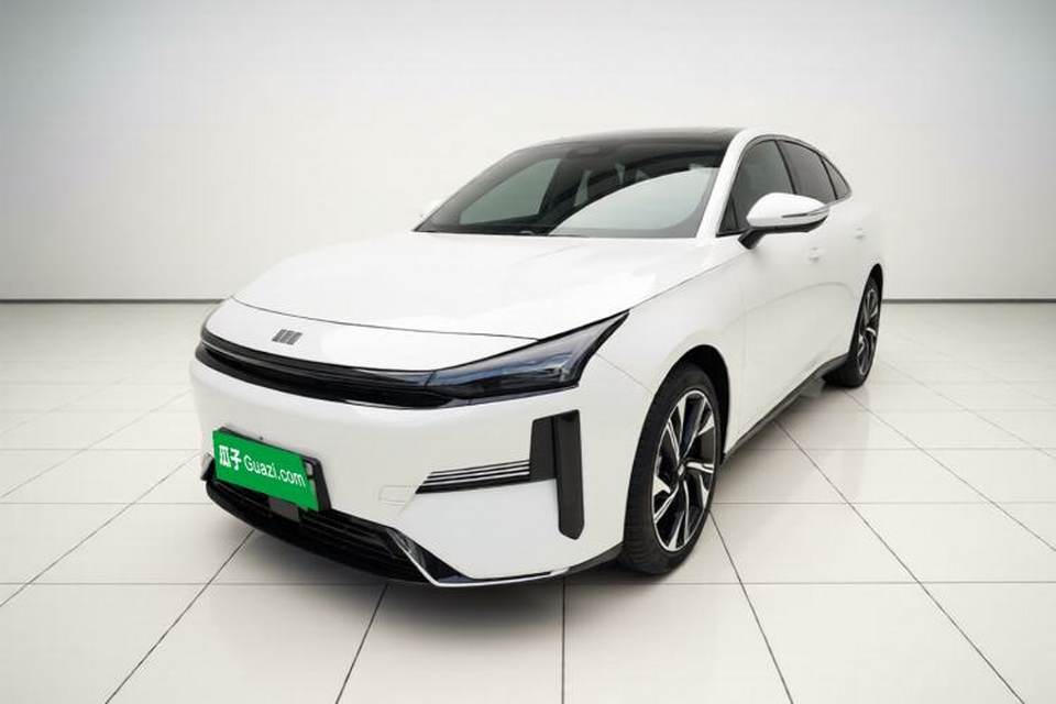 Geely Galaxy L6 2023