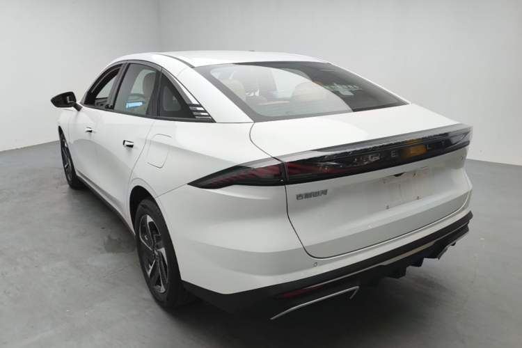 Used Geely Galaxy L6 2023 60km PLUS Rear Left 45 Deg