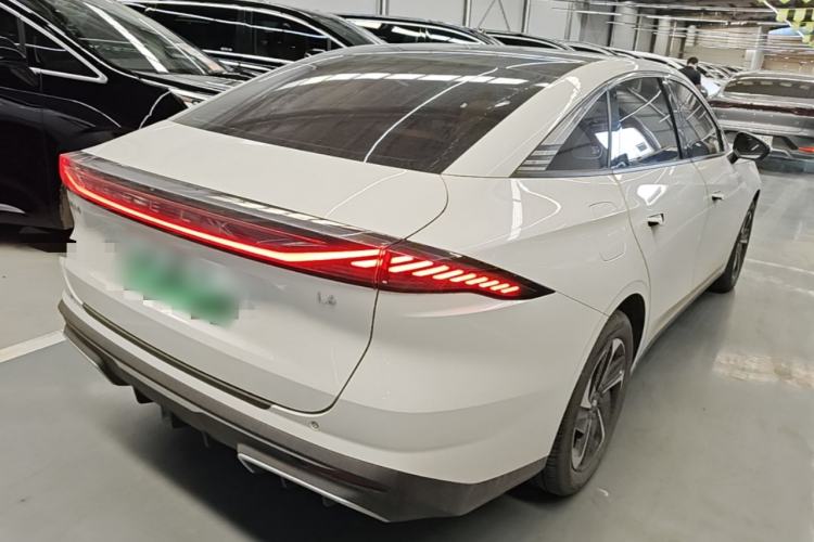 Used Geely Galaxy L6 2023 125km MAX Rear Right 45 Deg