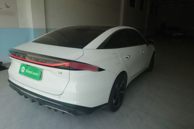 Used Geely Galaxy L6 2023 125km MAX Rear Right 45 Deg