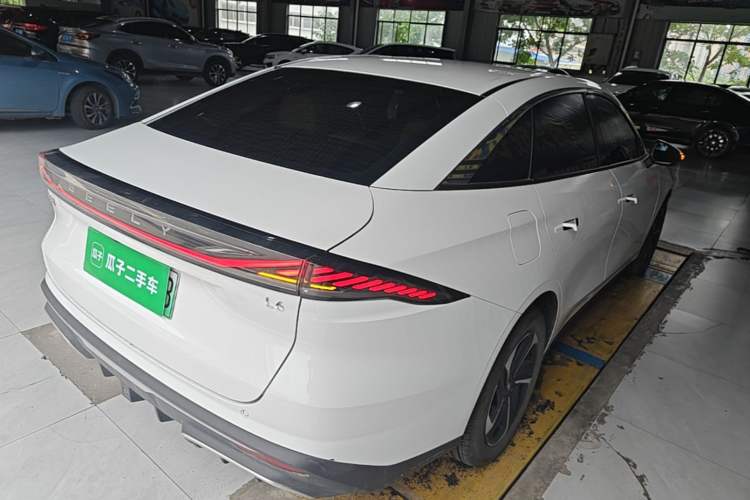 Used Geely Galaxy L6 2023 60km PLUS Rear Right 45 Deg