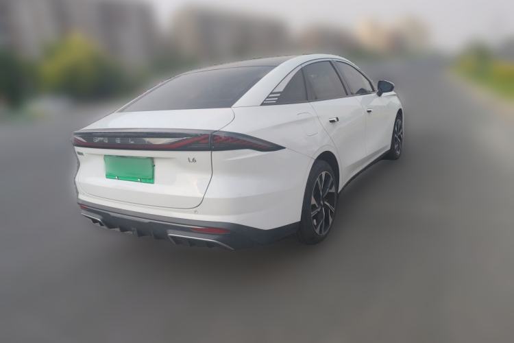 Used Geely Galaxy L6 2023 125km Starship Rear Right 45 Deg