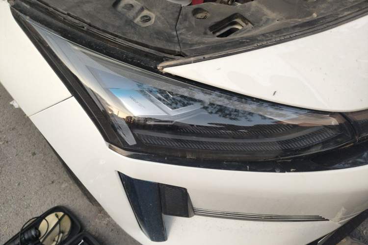 Used Geely Galaxy L6 2023 125km Starship Right Front Headlight