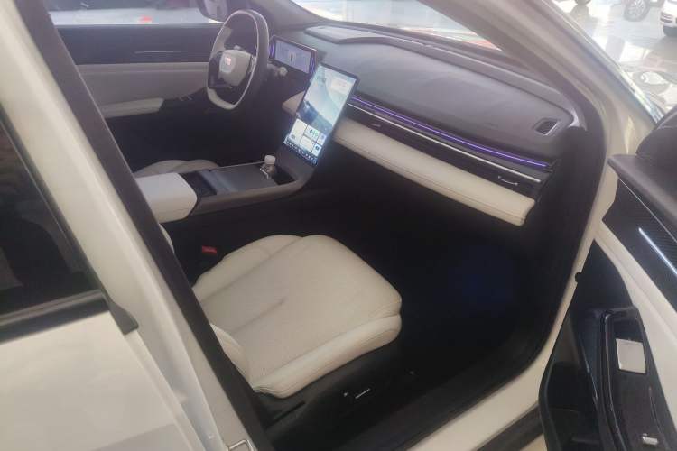 Used Geely Galaxy L6 2023 125km Starship Right Front Seat