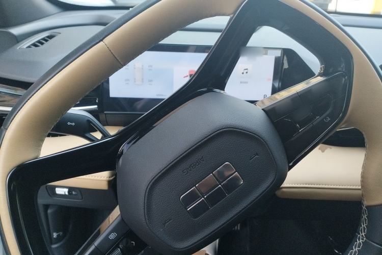 Used Geely Galaxy L6 2023 60km PLUS Steering Wheel