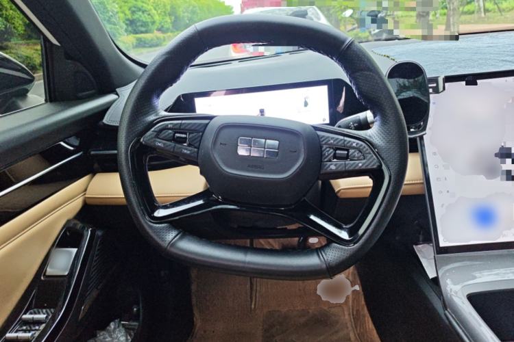 Used Geely Galaxy L6 2023 60km PLUS Steering Wheel