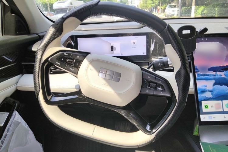 Used Geely Galaxy L6 2023 125km Starship Steering Wheel