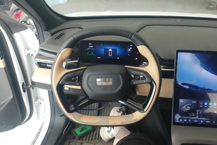 Used Geely Galaxy L6 2023 125km MAX Steering Wheel
