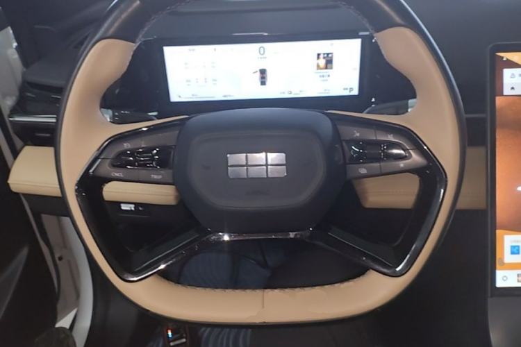 Used Geely Galaxy L6 2023 125km MAX Steering Wheel