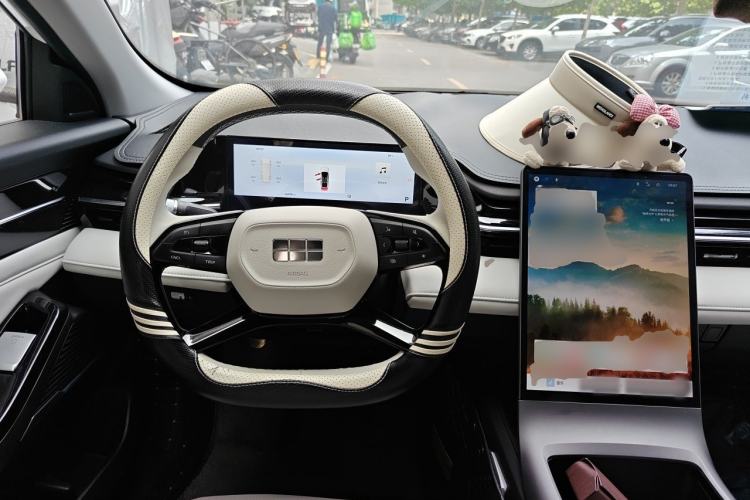 Used Geely Galaxy L6 2023 125km MAX Steering Wheel