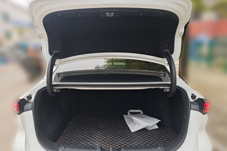Used Geely Galaxy L6 2023 60km PLUS Trunk
