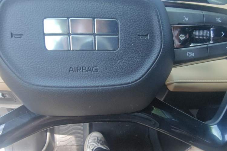 Used Geely Galaxy L6 2023 125km MAX Vehicle Key